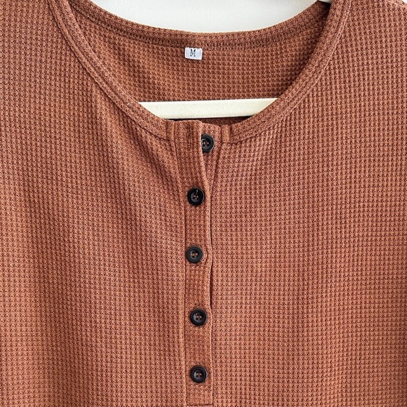 Amazon Waffle Knit Thermal Long Sleeve Shirt, Burnt Orange/Brown, Size Medium - Picture 6 of 16